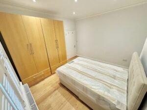 N17 0BH - Disponível imediato - Casal £250