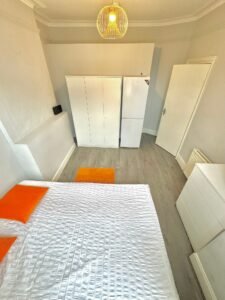 N17 9DD - Disponível imediato - Casal £230