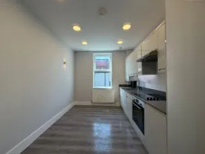 E10 7HA  - Leyton - Flat Disponível imediato - £2,100 mensal